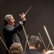 La Sinfónica de Tenerife acude a la llamada del destino con obras de Beethoven y Chaikovski