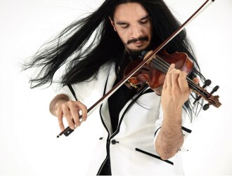 Violinista Nemanja Radulovic-Sinfonica de Tenerife
